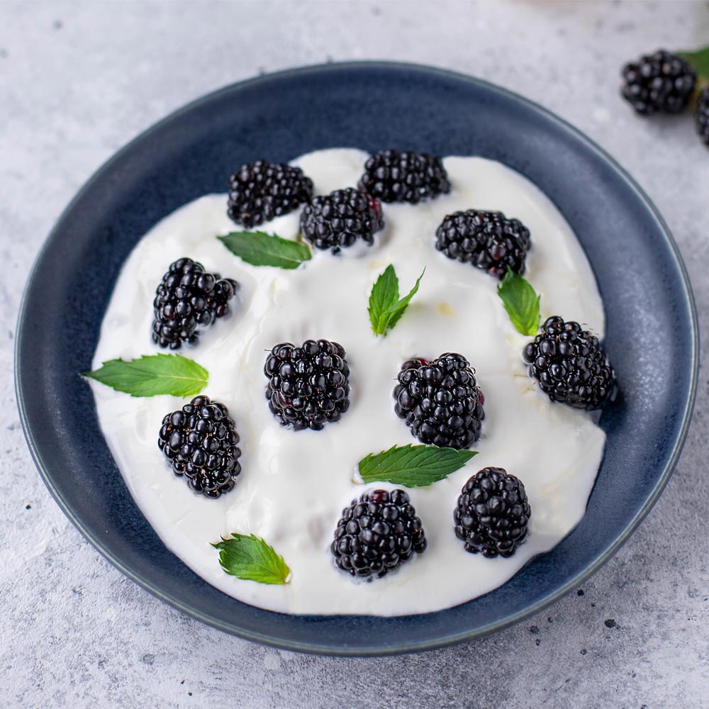 Blackberries with Lemon Poppy Seed Yogurt Sauce