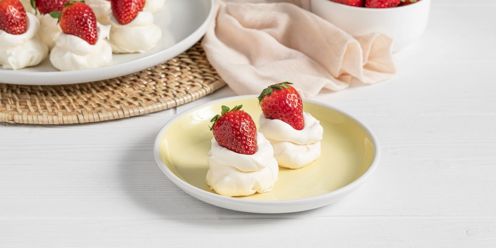 Strawberry Meringue Bites Recipe Zero Calorie Sweetener & Sugar