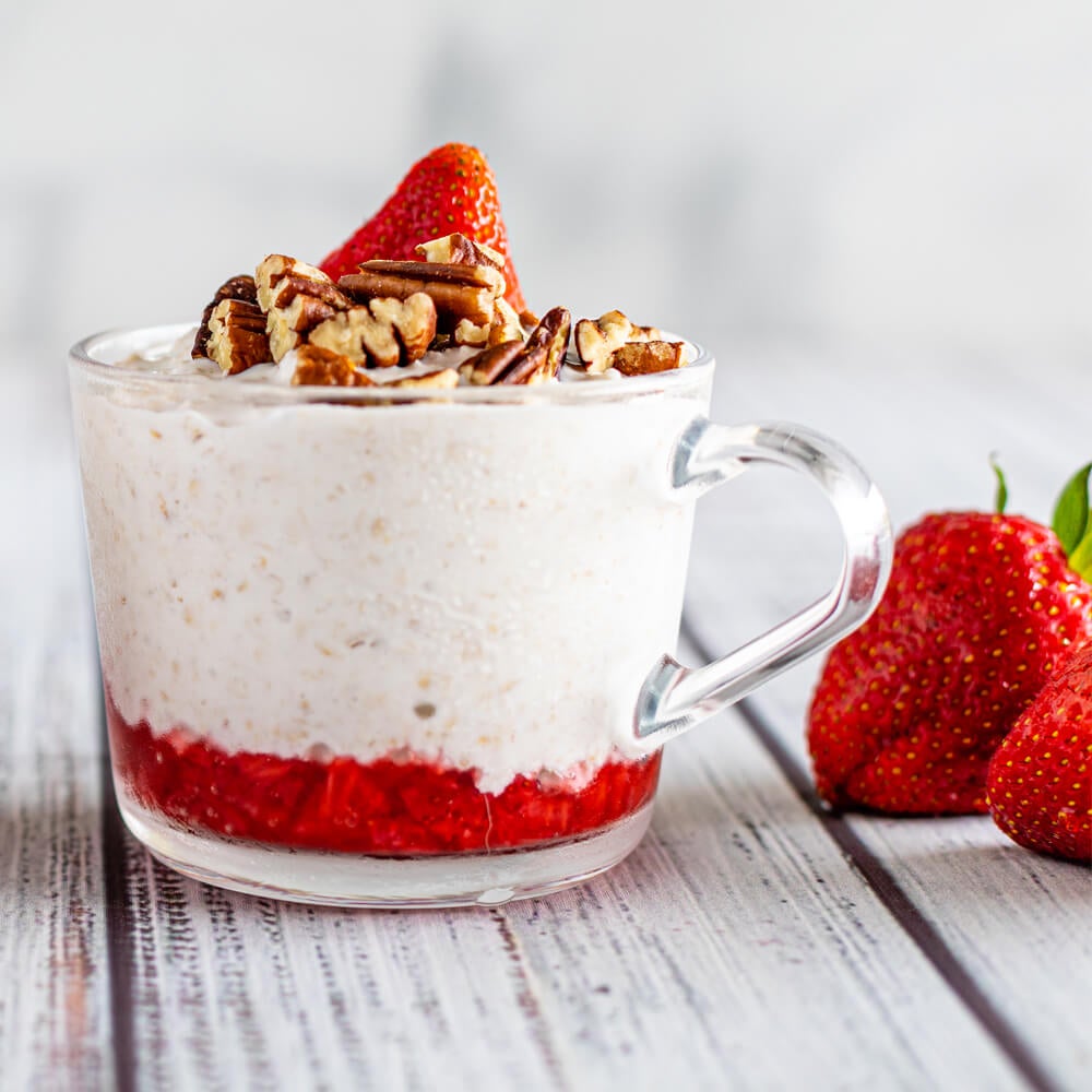 Strawberry Shortcake Overnight Oats Splenda®