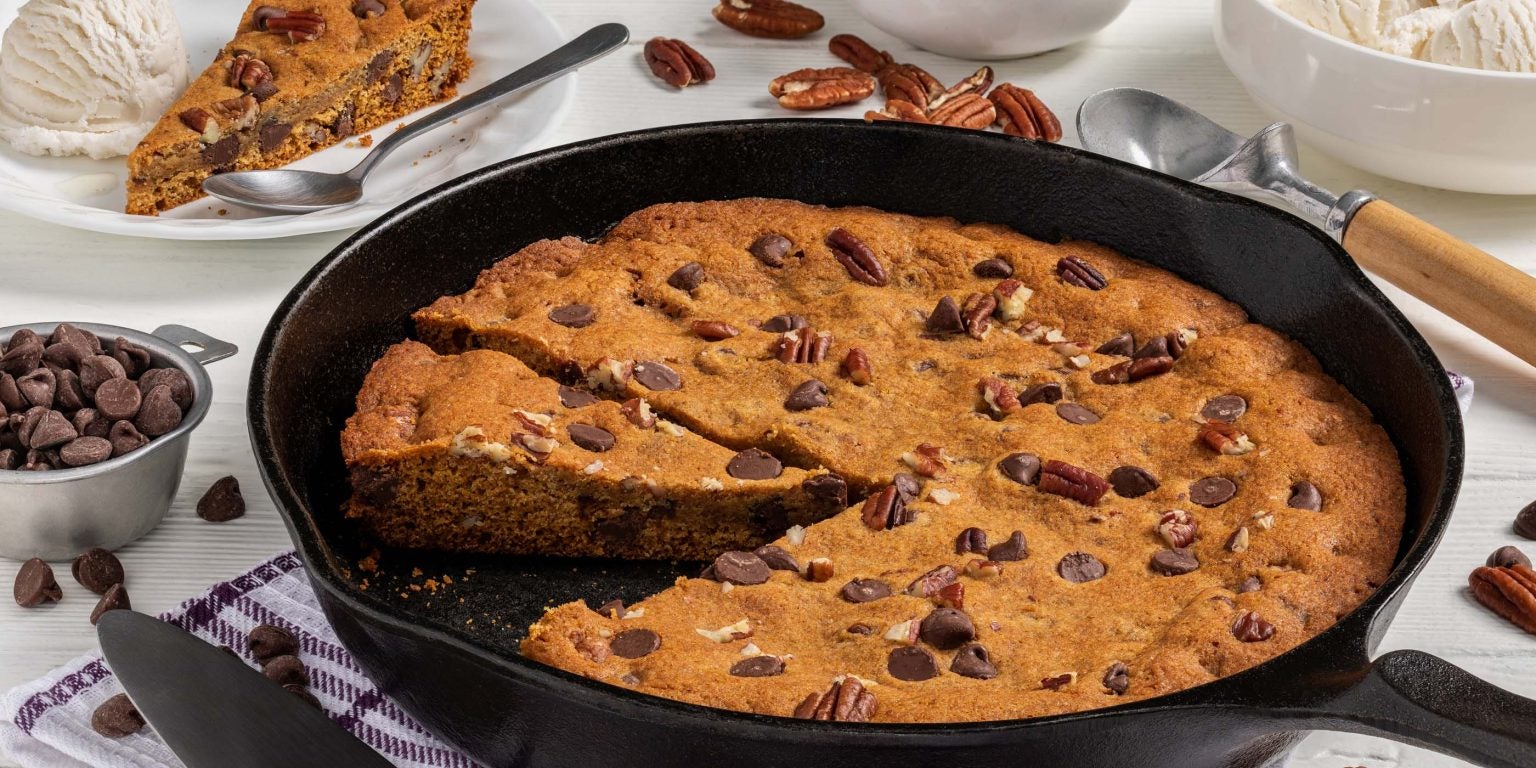 Chocolate Pecan Skillet Cookie Splenda®
