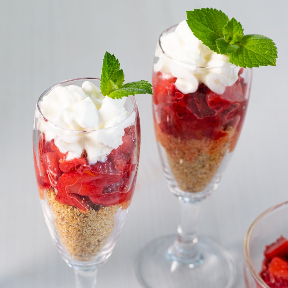 Strawberry Pie Parfaits - Splenda®