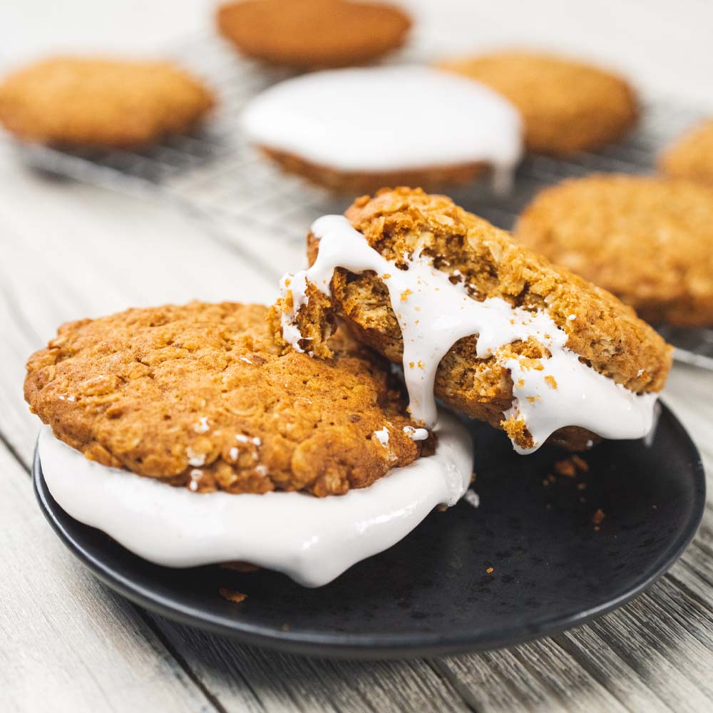 Oatmeal Cream Pies - Splenda®