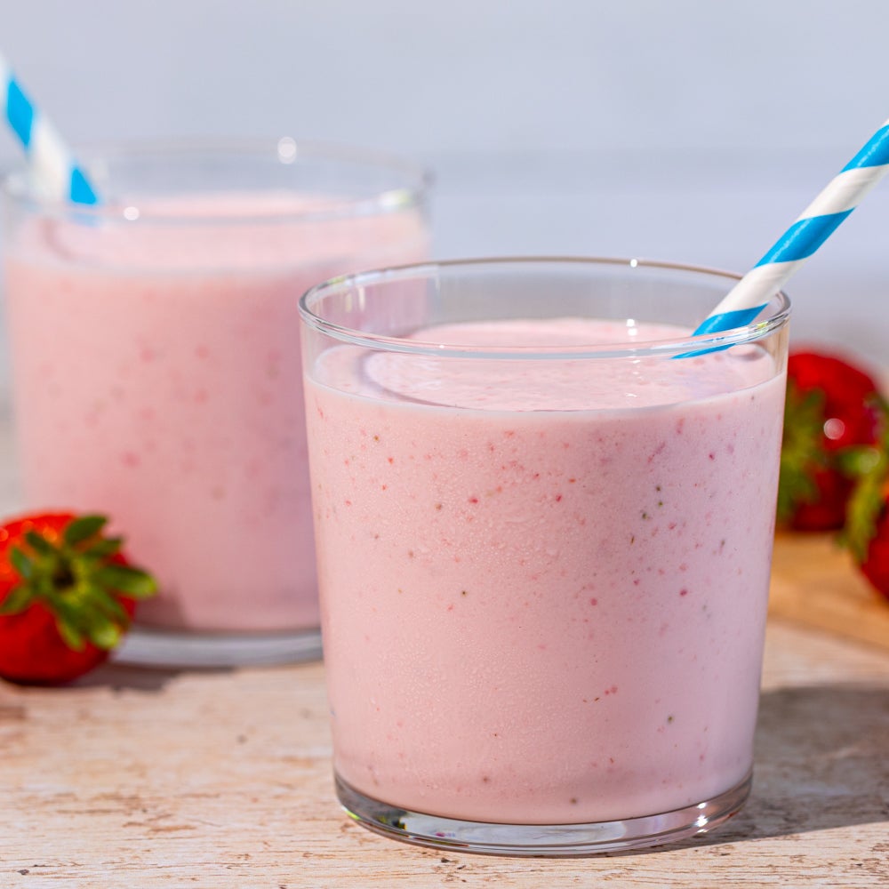 Vanilla Strawberry Cheesecake Smoothie - Splenda®