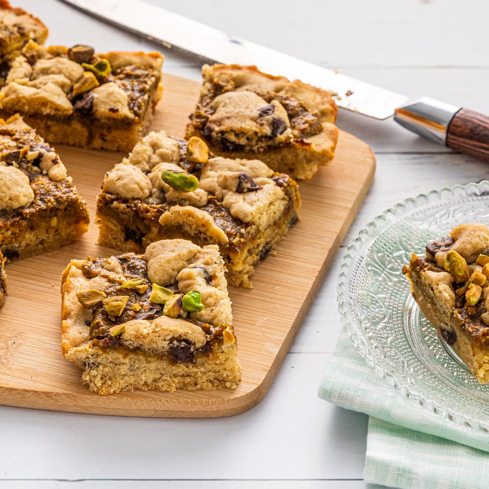 Pistachio Chocolate Chip Bars - Splenda®
